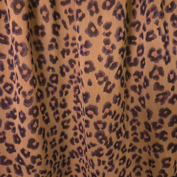 CeCe‎ Leopard Print Smocked Off Shoulder Ruffled Sleeve Sheer Top Size XS Boho - Picture 9 of 9